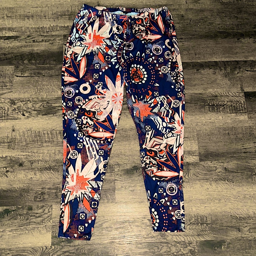 Ashley Stewart multicolored leggings!